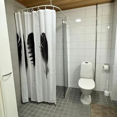 Apartment Kodikas Yksioe Laehellae Keskustaa, Sisaeltaeae Parkkipaikan Oulu